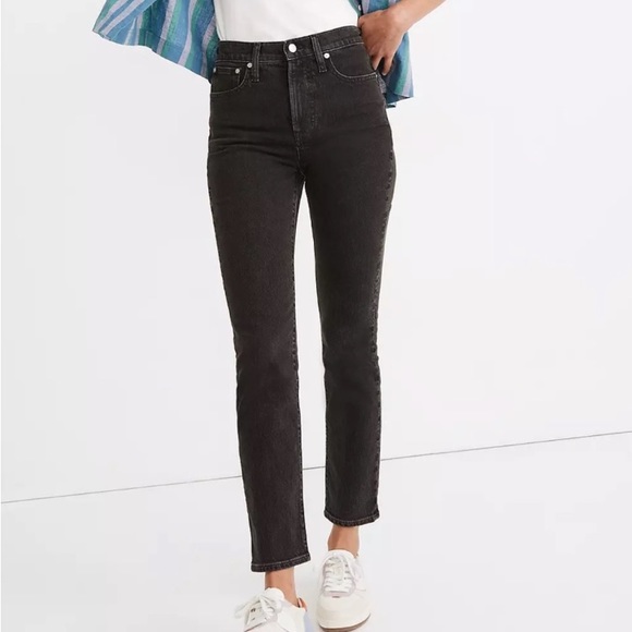 Madewell Denim - EUC Madewell The Perfect Vintage Jean Lunar Wash Black High-Waist Size 28